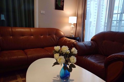 Condominio de 2 dormitorios en Watthana, Bangkok, Tailandia № 48019 - foto 3