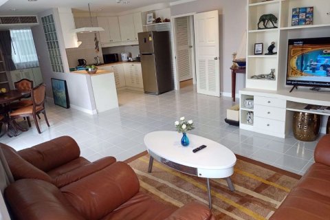 Condominio de 2 dormitorios en Watthana, Bangkok, Tailandia № 48019 - foto 6