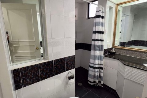 Кондоминиум с 3 спальнями в Клонг Тоэй, Бангкок, Таиланд № 48013 - фото 20