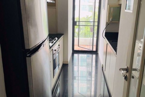 Condo à Watthana, Bangkok, Thaïlande, 2 chambres  № 48016 - photo 17