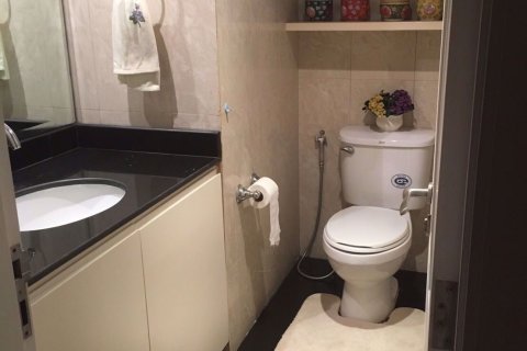 Condo à Watthana, Bangkok, Thaïlande, 2 chambres  № 48016 - photo 20
