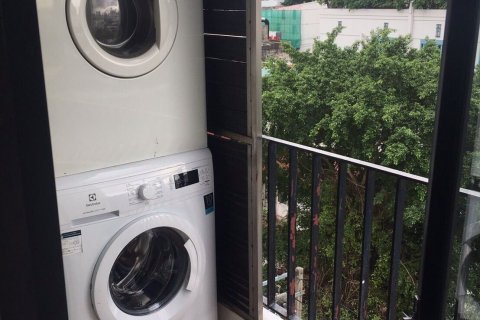 Condo à Watthana, Bangkok, Thaïlande, 2 chambres  № 48016 - photo 19