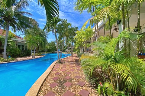 Adosado de 1 dormitorio en Hua Hin, Tailandia № 205683 - foto 3