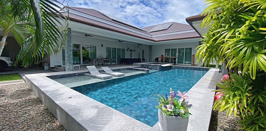 Chalet de 3 dormitorios en Hua Hin, Tailandia № 205680