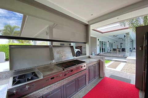 Chalet de 3 dormitorios en Hua Hin, Tailandia № 205680 - foto 12