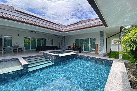 Chalet de 3 dormitorios en Hua Hin, Tailandia № 205680 - foto 5