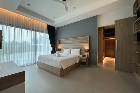 Chalet de 3 dormitorios en Hua Hin, Tailandia № 205684 - foto 9