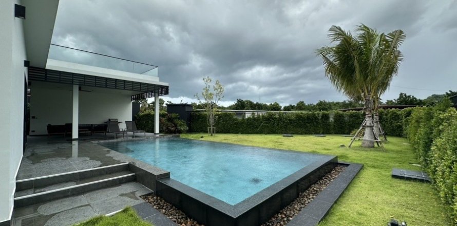 Chalet de 3 dormitorios en Hua Hin, Tailandia № 205684