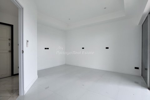 Condo in Bang Lamung, Thailand, 2 bedrooms  № 154500 - photo 20