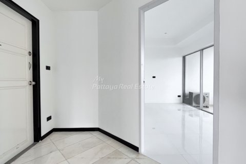 Condo in Bang Lamung, Thailand, 2 bedrooms  № 154500 - photo 17