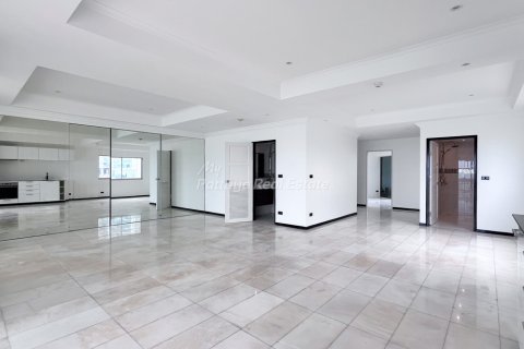 Condo in Bang Lamung, Thailand, 2 bedrooms  № 154500 - photo 5