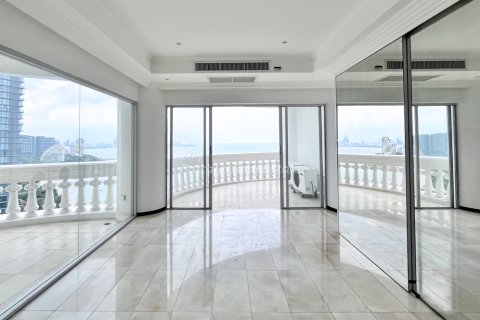 Condo in Bang Lamung, Thailand, 2 bedrooms  № 154500 - photo 13