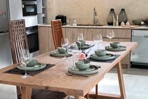 Chalet de 3 dormitorios en Phuket, Tailandia № 140868 - foto 22