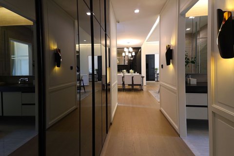 Condominio de 3 dormitorios en Bangkok, Tailandia № 66815 - foto 10