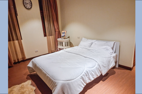 Casa de 4 dormitorios en Jomtien Beach, Pattaya, Tailandia № 75306 - foto 14