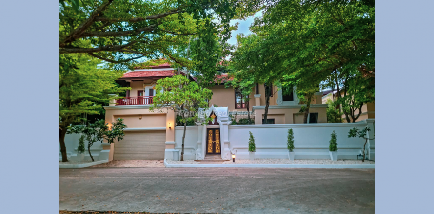Casa de 4 dormitorios en Jomtien Beach, Pattaya, Tailandia № 75306