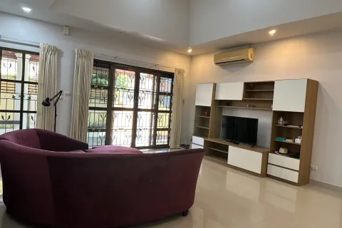 Casa de 3 dormitorios en Pattaya, Tailandia № 173604 - foto 19