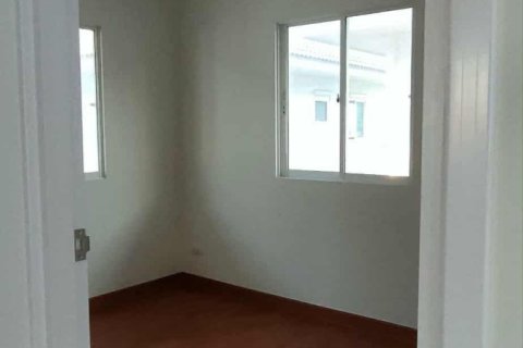 House in Bang Phli Yai, Thailand 4 bedrooms № 173607 - photo 8