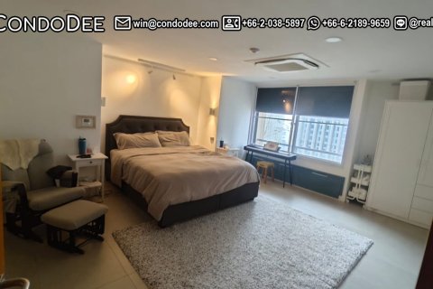 Eigentumswohnung in Watthana, Bangkok, Thailand, 3 Schlafzimmer № 200548 - Foto 25