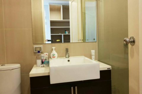 Condo à Watthana, Bangkok, Thaïlande, 1 chambre  № 200550 - photo 11
