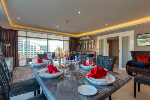 Condominio de 3 dormitorios en Bang Lamung, Tailandia № 146564 - foto 10