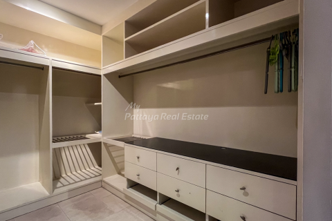 Condominio de 3 dormitorios en Bang Lamung, Tailandia № 146564 - foto 20