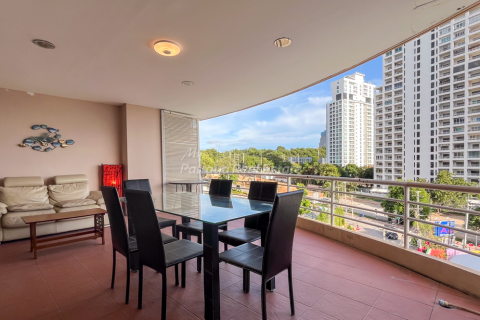 Condominio de 3 dormitorios en Bang Lamung, Tailandia № 146564 - foto 27