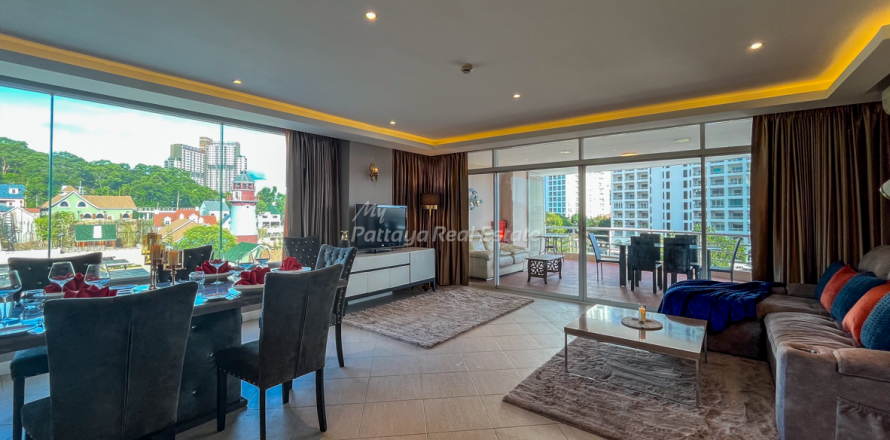 Condominio de 3 dormitorios en Bang Lamung, Tailandia № 146564