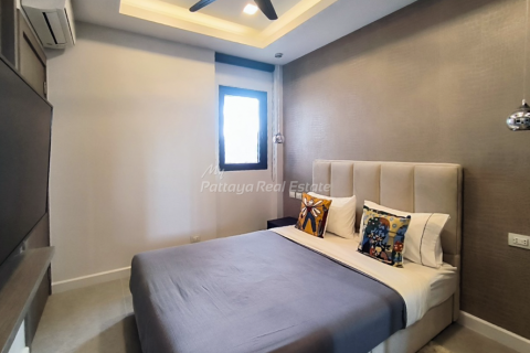 Casa de 3 dormitorios en Pattaya, Tailandia № 146559 - foto 15