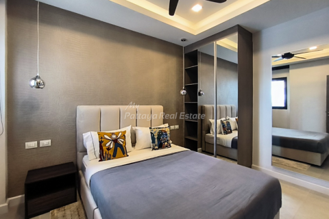 Casa de 3 dormitorios en Pattaya, Tailandia № 146559 - foto 16