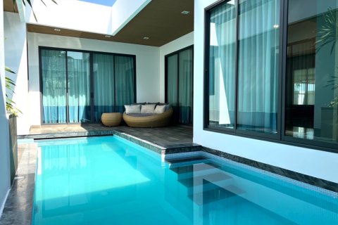 Villa in Pattaya, Thailand 3 Schlafzimmer № 134166 - Foto 2