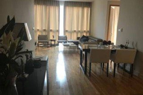 Condominio de 2 dormitorios en Khlong Toei, Bangkok, Tailandia № 156834 - foto 2