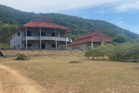 Terreno en Sattahip, Tailandia № 156833 - foto 3