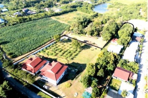 Terreno en Sattahip, Tailandia № 156833