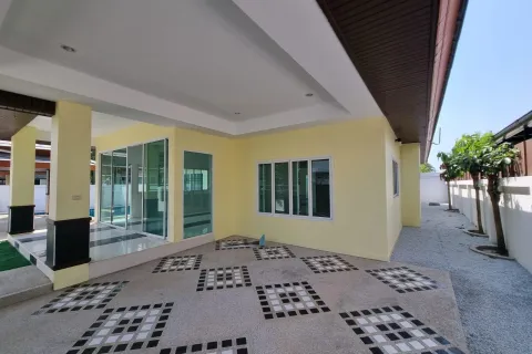 Haus in Pattaya, Thailand 3 Schlafzimmer № 155587 - Foto 4