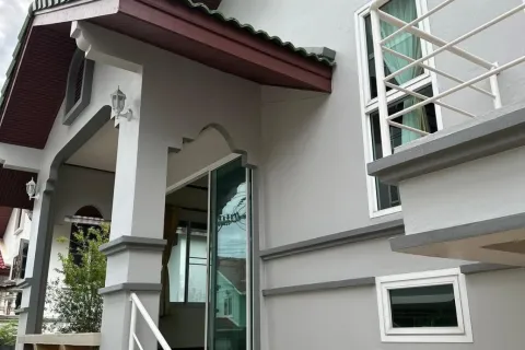 Casa de 3 dormitorios en Pattaya, Tailandia № 155586 - foto 14