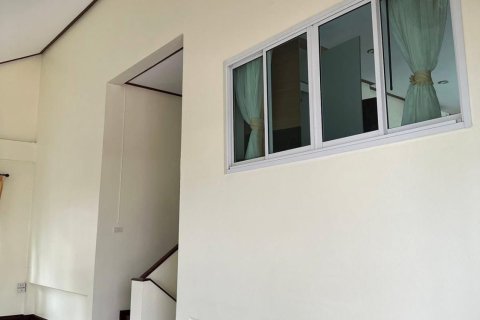 Casa de 3 dormitorios en Pattaya, Tailandia № 155586 - foto 11