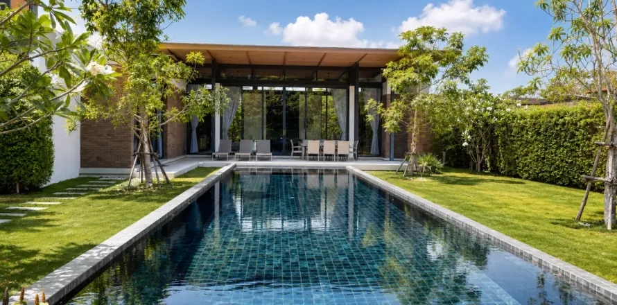 Villa in Phuket, Thailand 4 Schlafzimmer № 190698