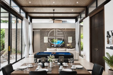 Villa in Phuket, Thailand 4 Schlafzimmer № 190698 - Foto 2
