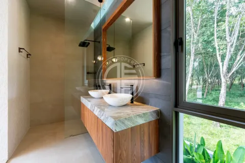 Chalet de 4 dormitorios en Phuket, Tailandia № 190697 - foto 15