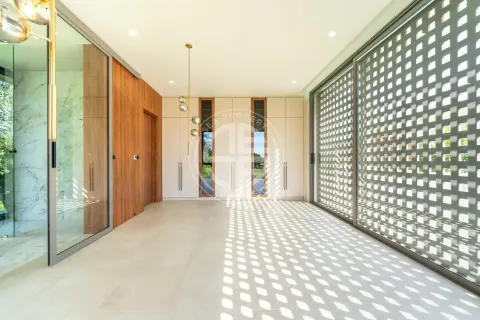 Chalet de 4 dormitorios en Phuket, Tailandia № 190697 - foto 8