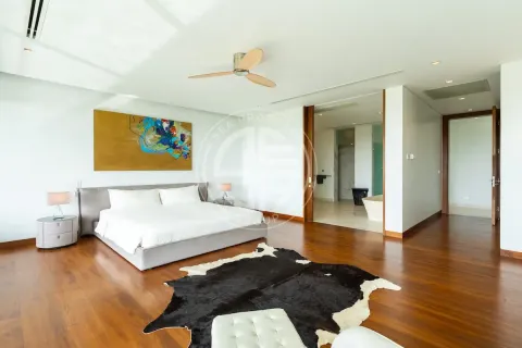 Chalet de 4 dormitorios en Naithon Beach, Tailandia № 190700 - foto 8