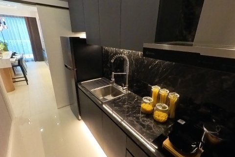 Chalet de 4 dormitorios en Bangkok, Tailandia № 165406 - foto 8