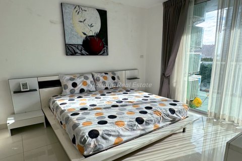 Condo in Bang Lamung, Thailand, 3 bedrooms № 180309 - photo 5