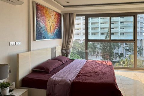 Studio dans le Condo à Pattaya, Thaïlande  № 180310