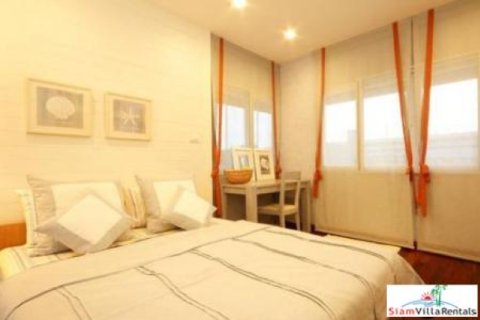 Chalet de 3 dormitorios en Pattaya, Tailandia № 202738 - foto 3