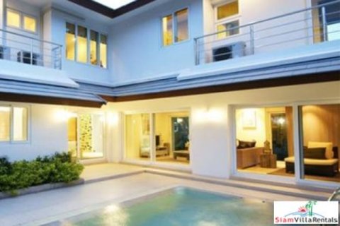Chalet de 3 dormitorios en Pattaya, Tailandia № 202738 - foto 5