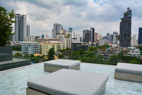 Condominio de 3 dormitorios en Bangkok, Tailandia № 66400 - foto 18