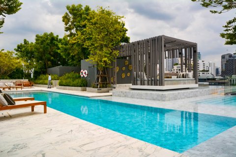 Condominio de 3 dormitorios en Bangkok, Tailandia № 66400 - foto 17