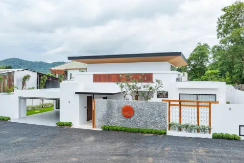 Chalet de 4 dormitorios en Phuket, Tailandia № 209800 - foto 2